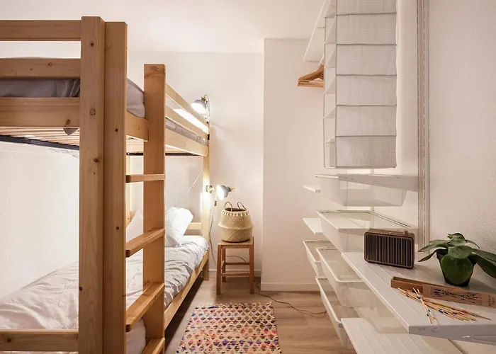 Direct Access To Gondola, Downtown, South-facing * La Plagne